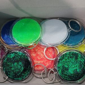 ACRYLIC POUR KEYCHAIN WITH OPAL GLITTER GEL